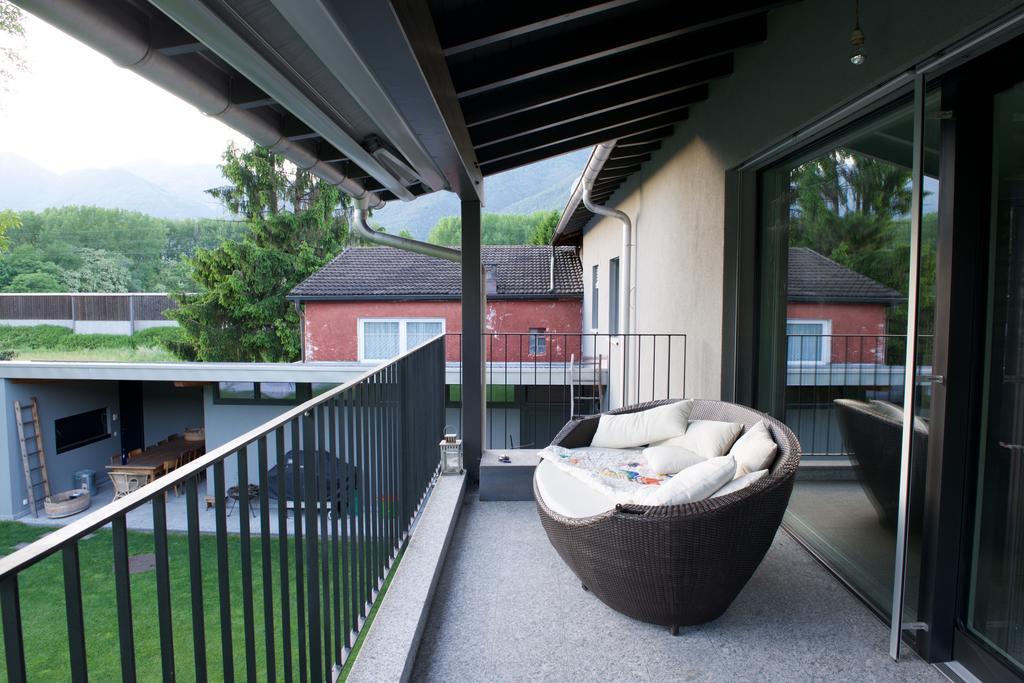 B&B Aura Rossa Quartino Exterior photo